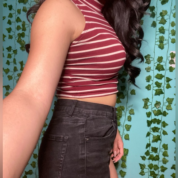 ❤️‍🔥3 / 30❤️‍🔥 red crop top - Picture 3 of 10